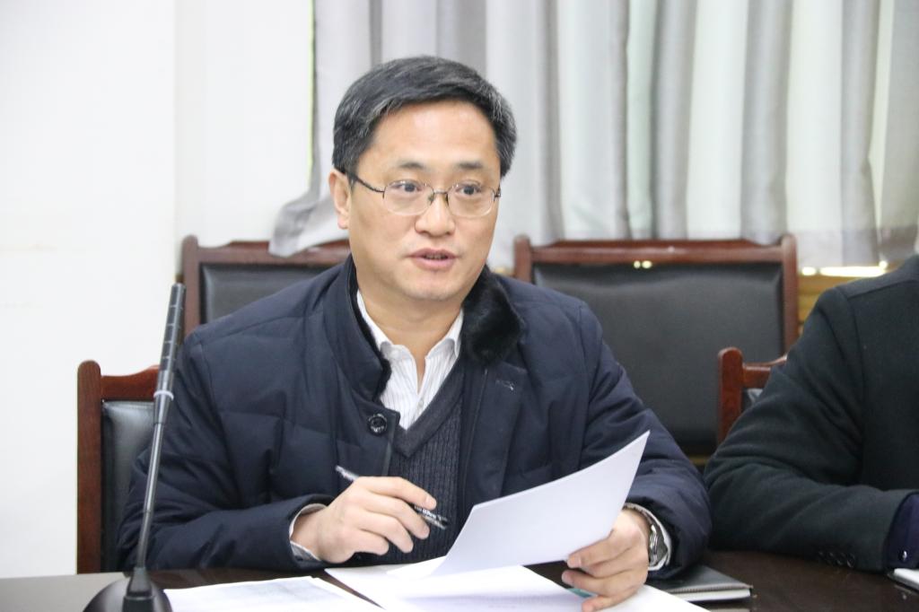学科建设与发展规划处处长刘维仲说明学科建设相关政策